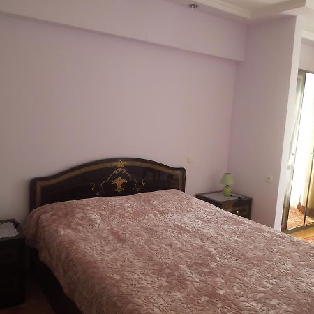 Nellie'S Apartment Batumi Eksteriør bilde