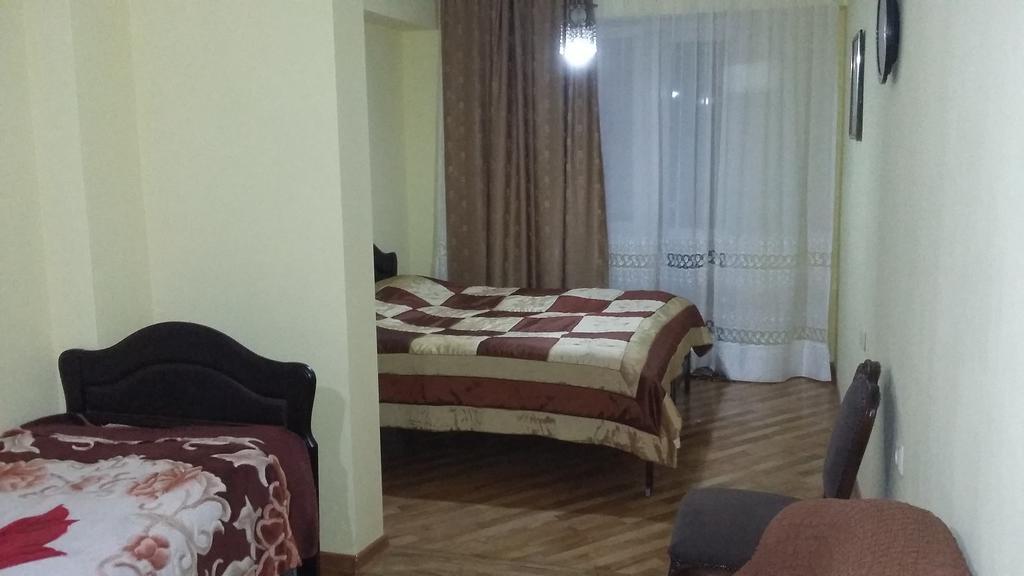 Nellie'S Apartment Batumi Eksteriør bilde