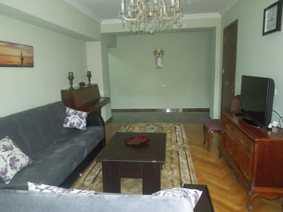 Nellie'S Apartment Batumi Eksteriør bilde